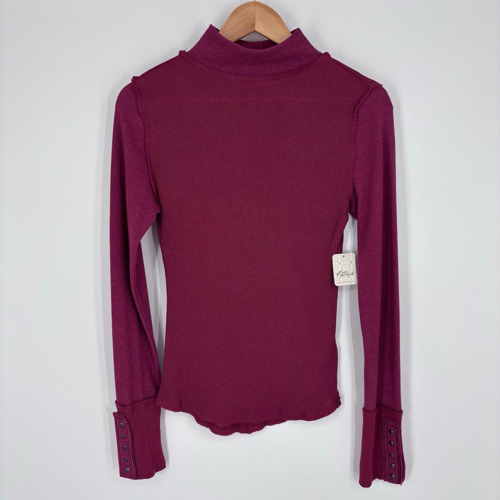 Free People We The Free Off Beat Layering Top Women Size M Burgundy Mock Neck LS